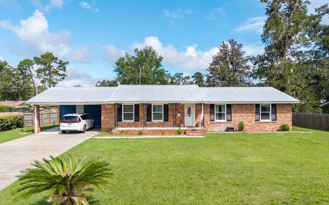 569 SW Grandview St, Lake City, FL 32025
