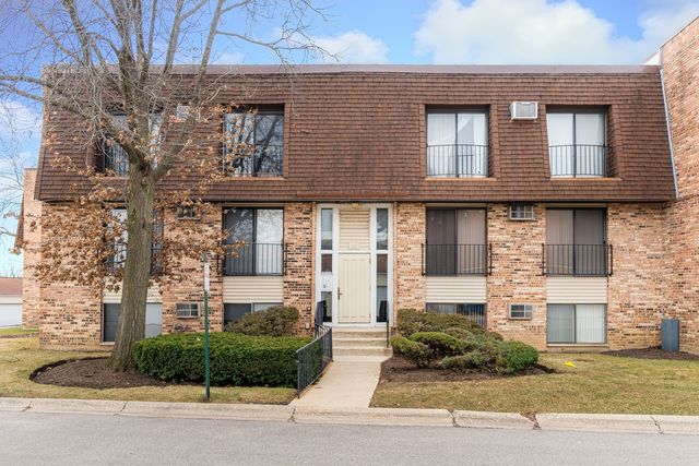 201 N  Waters Edge Dr #201, Glendale Heights, IL 60139