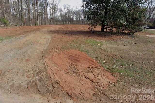 8251 Addison Dr, Harrisburg, NC 28075
