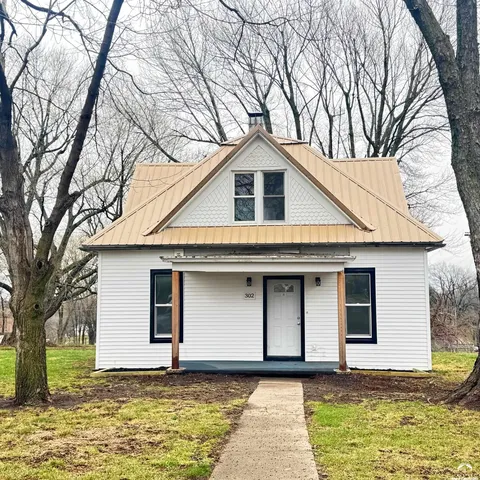 302 N  Iowa St, Highland, KS 66035