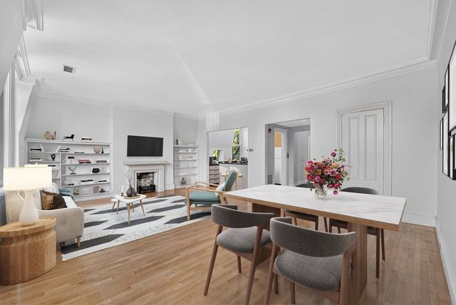 67 Sparks St #3, Cambridge, MA 02138