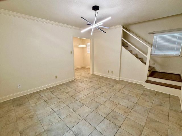 2812 Wichita St #13, Houston, TX 77004