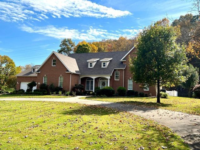 2644 Milldale Rd, Portsmouth, OH 45662