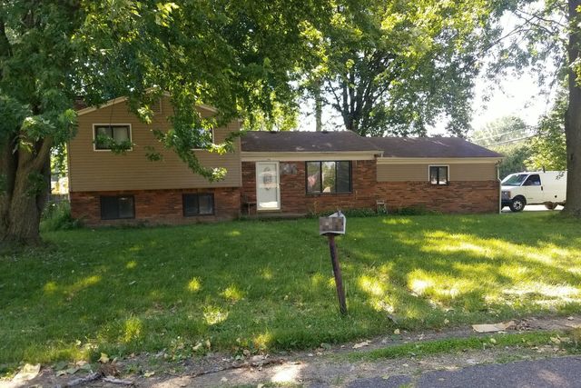 39616 Clearview St, Harrison Township, MI 48045