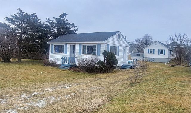 12 12/14 Freeman Ave, Sandwich, MA 02563