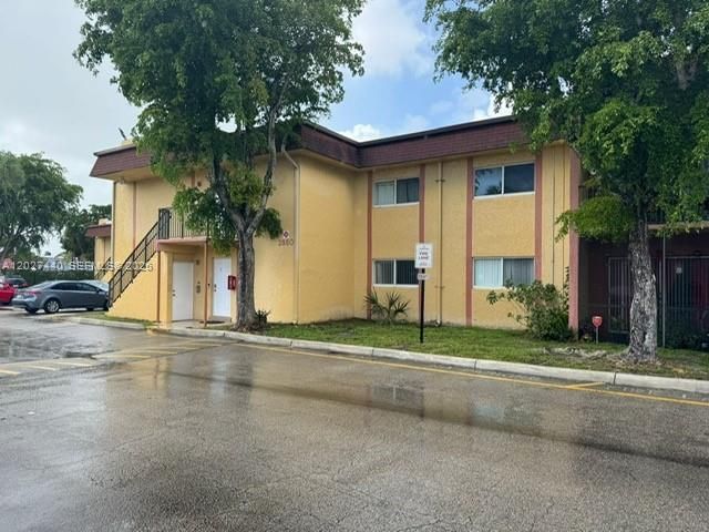 2854 NW 55th Ave #2B, Fort Lauderdale, FL 33313