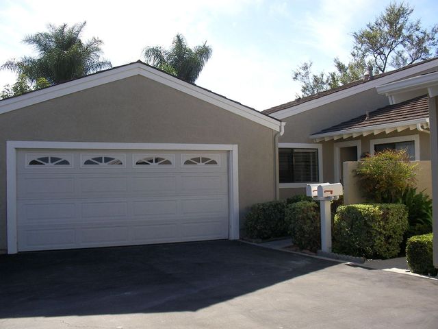 22 Acorn, Irvine, CA 92604