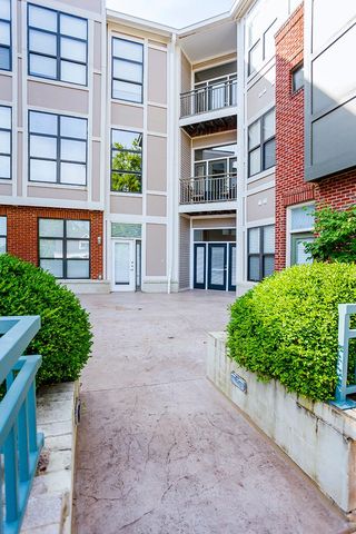 250 S  Martin Luther King Blvd #108, Lexington, KY 40507