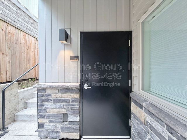 1524 NE 40th Ave #105, Portland, OR 97232