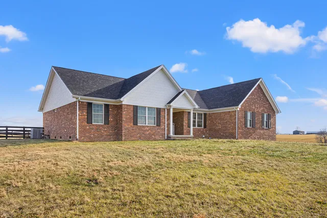 1932 State Highway 1743, Cynthiana, KY 41031