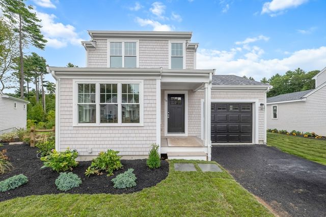 18 Rose Pl, Abington, MA 02351