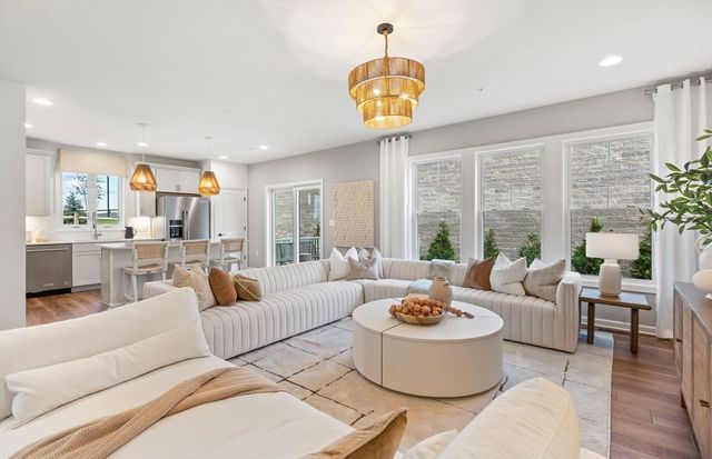 23 Emerald Run #14, Shrewsbury, MA 01545