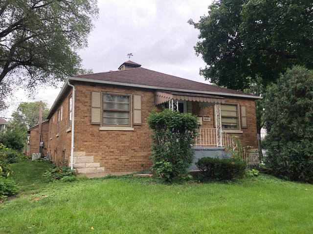 4645 Linscott Ave, Downers Grove, IL 60515