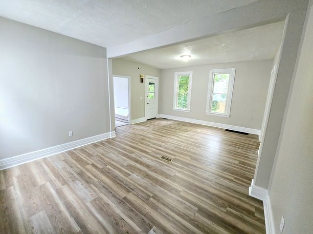 613 W  22nd St, Erie, PA 16502