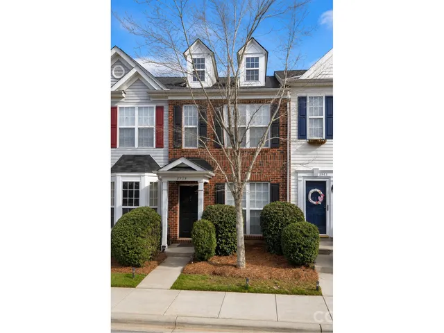 8939 Gerren Ct, Charlotte, NC 28217