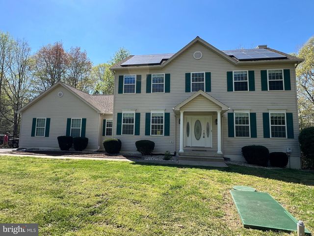 19845 Fall Ct, Great Mills, MD 20634