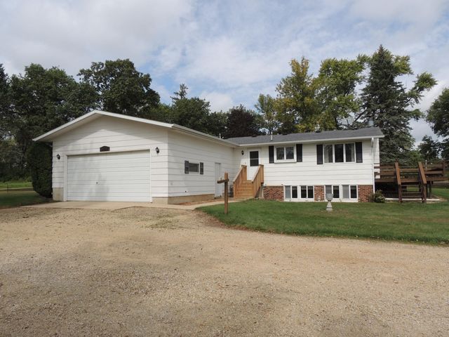 10513 State Highway 56, Le Roy, MN 55951