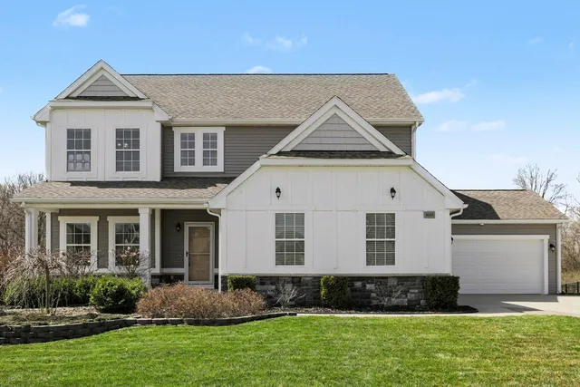 9565 Neumann Cir, Ypsilanti, MI 48197