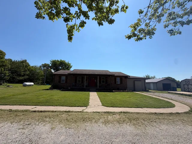 2096 Mount Pleasant Rd, Brookport, IL 62910