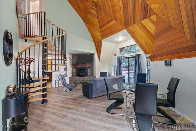 1521 Zermatt Dr, Pine Mountain Club, CA 93222