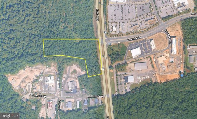 Crain Hwy, La Plata, MD 20646