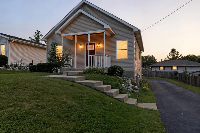 6504 235th AVENUE, Salem, WI 53168