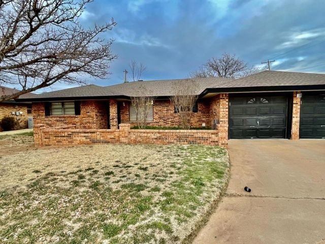 307 Brentwood Dr, Levelland, TX 79336
