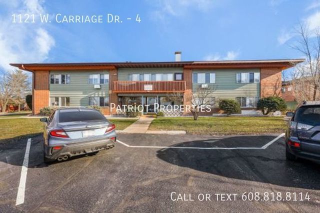 1121 W  Carriage Dr #4, Whitewater, WI 53190