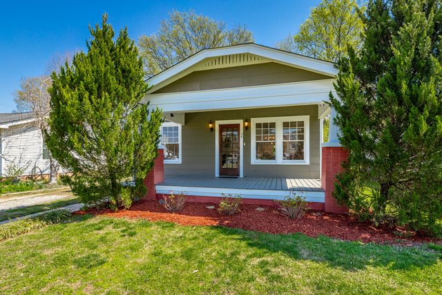 26 N  Parkdale Ave, Chattanooga, TN 37411