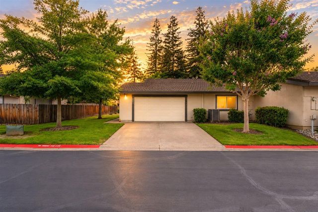 2307 Filmore Ln, Rancho Cordova, CA 95670