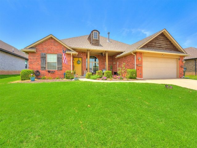 2124 Valley Holw, Norman, OK 73071
