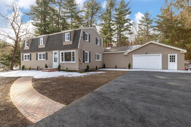 123 Lowell Rd, Pepperell, MA 01463