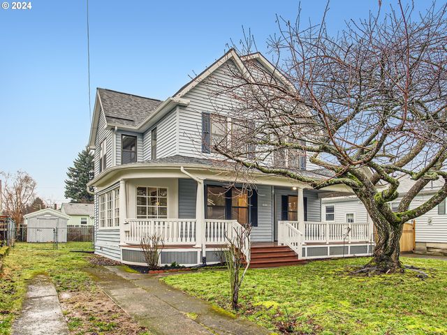 7907 N  Clarendon Ave, Portland, OR 97203