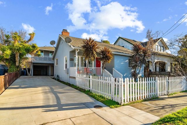 720 Elm St, Redwood City, CA 94063