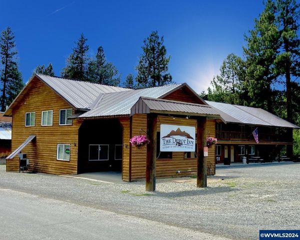 179 Mill St, Sumpter, OR 97877