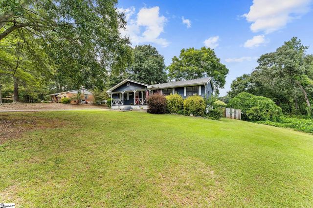 219 Woodhaven Dr, Greer, SC 29651