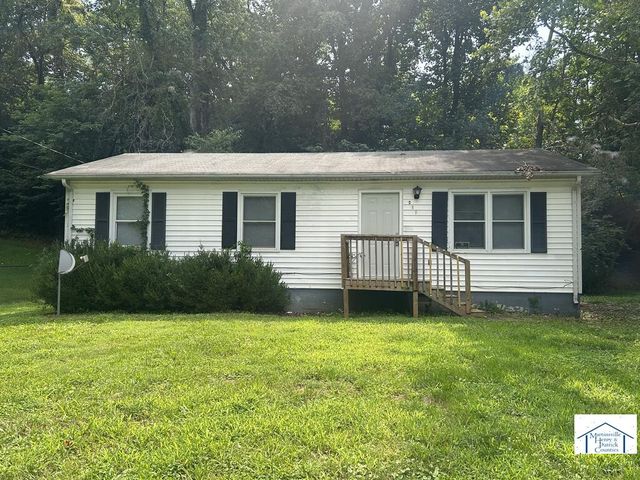 804 Royal Dr, Martinsville, VA 24112
