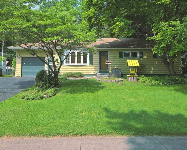 267 Bonesteel St, Rochester, NY 14616
