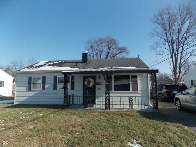 2608 Shawnee Dr, Anderson, IN 46012