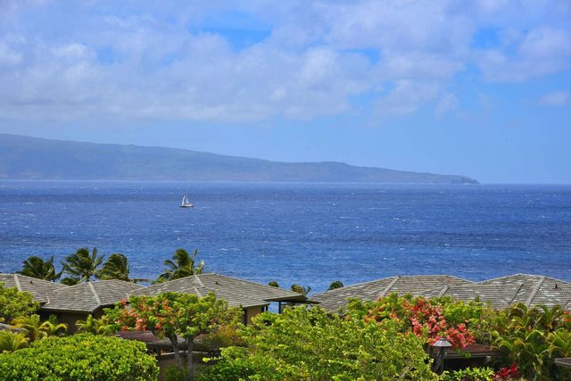 100 Ridge Rd #815, Lahaina, HI 96761