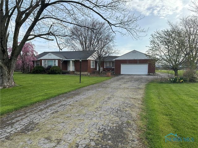 50 N  Perry St, New Riegel, OH 44853