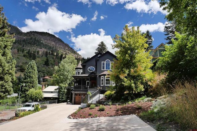 521 5th St, Ouray, CO 81427