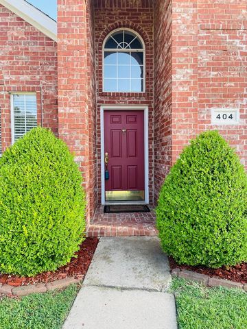 404 Belmont Ct, Lewisville, TX 75067
