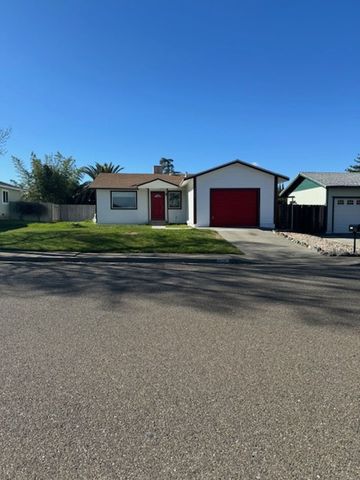 2535 Oriole Dr, Red Bluff, CA 96080