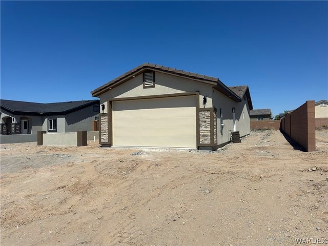 1717 Red Sage Way, Fort Mohave, AZ 86426
