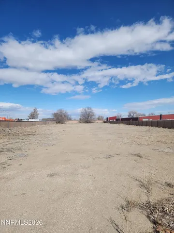 601 Windmill Dr, Fallon, NV 89406