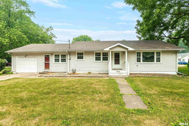 303 May St, Le Claire, IA 52753