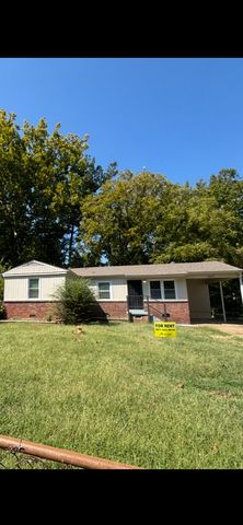 3613 Debby St, Memphis, TN 38127