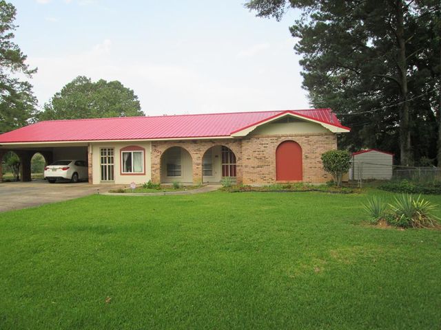 701 Lakeview Ave, McComb, MS 39648