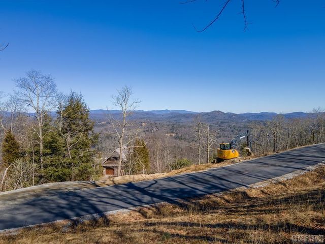 86 Squires Poin, Highlands, NC 28741